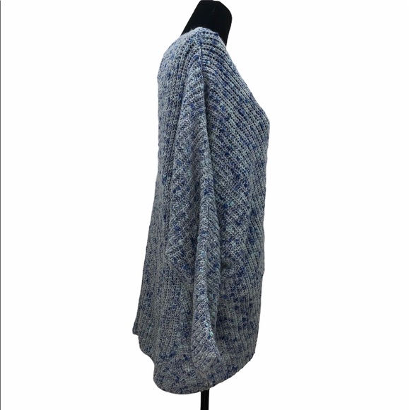 NEW Style & Co. V-neck Doloman-Sleeve Sweater - Picture 4 of 6